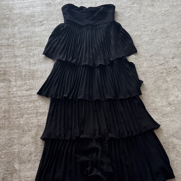 Lulu's Black Strapless Pleated Dress - Picture 2 of 2